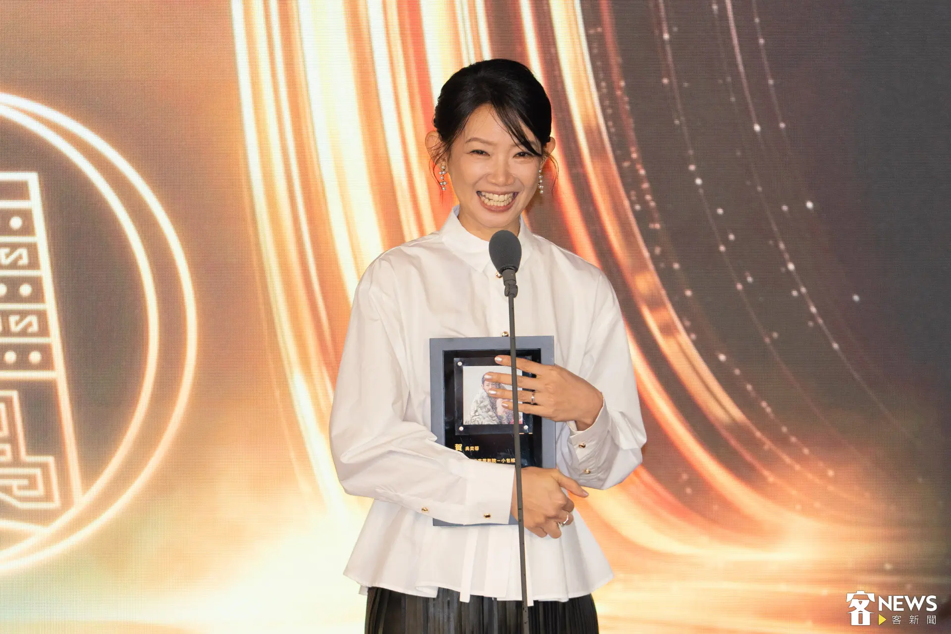 以《小包袱》入圍迷你劇集（電視電影）女主角的吳奕蓉突發感性說「很想得獎上台講客語」。廖晟文攝