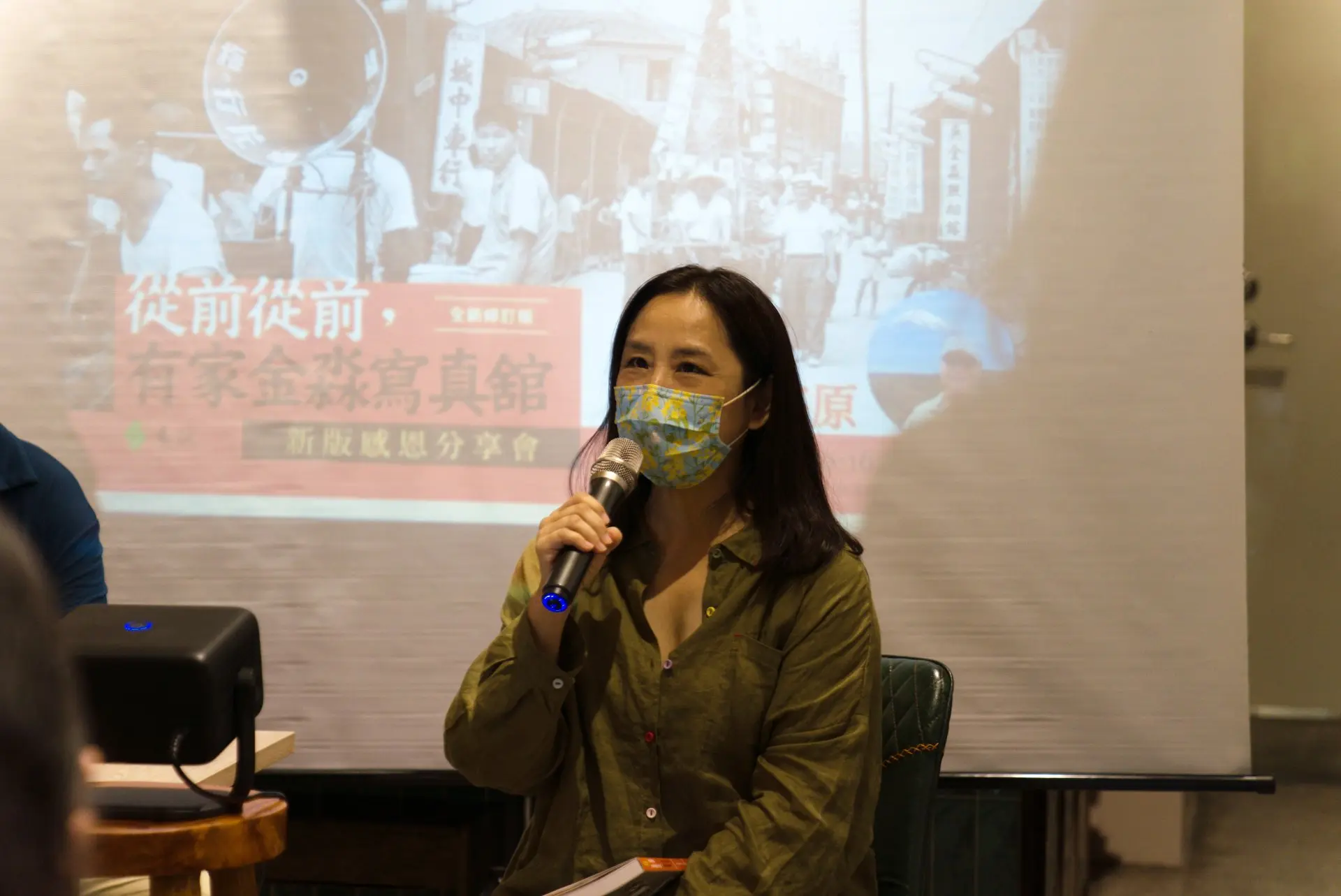 與談人徐彩雲，最後分享頭份張阿祥的故事。廖文琪攝