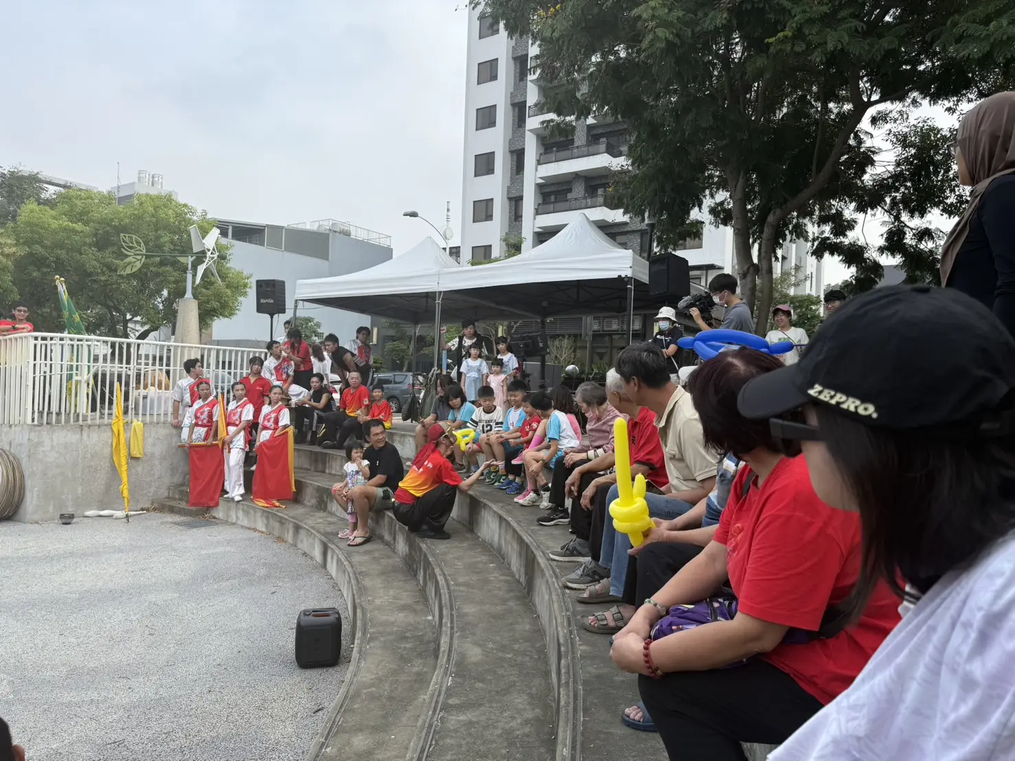 現場安排多元文化體驗，讓民眾近距離接觸客家傳統文化。新竹縣客家武術舞獅發展協會提供