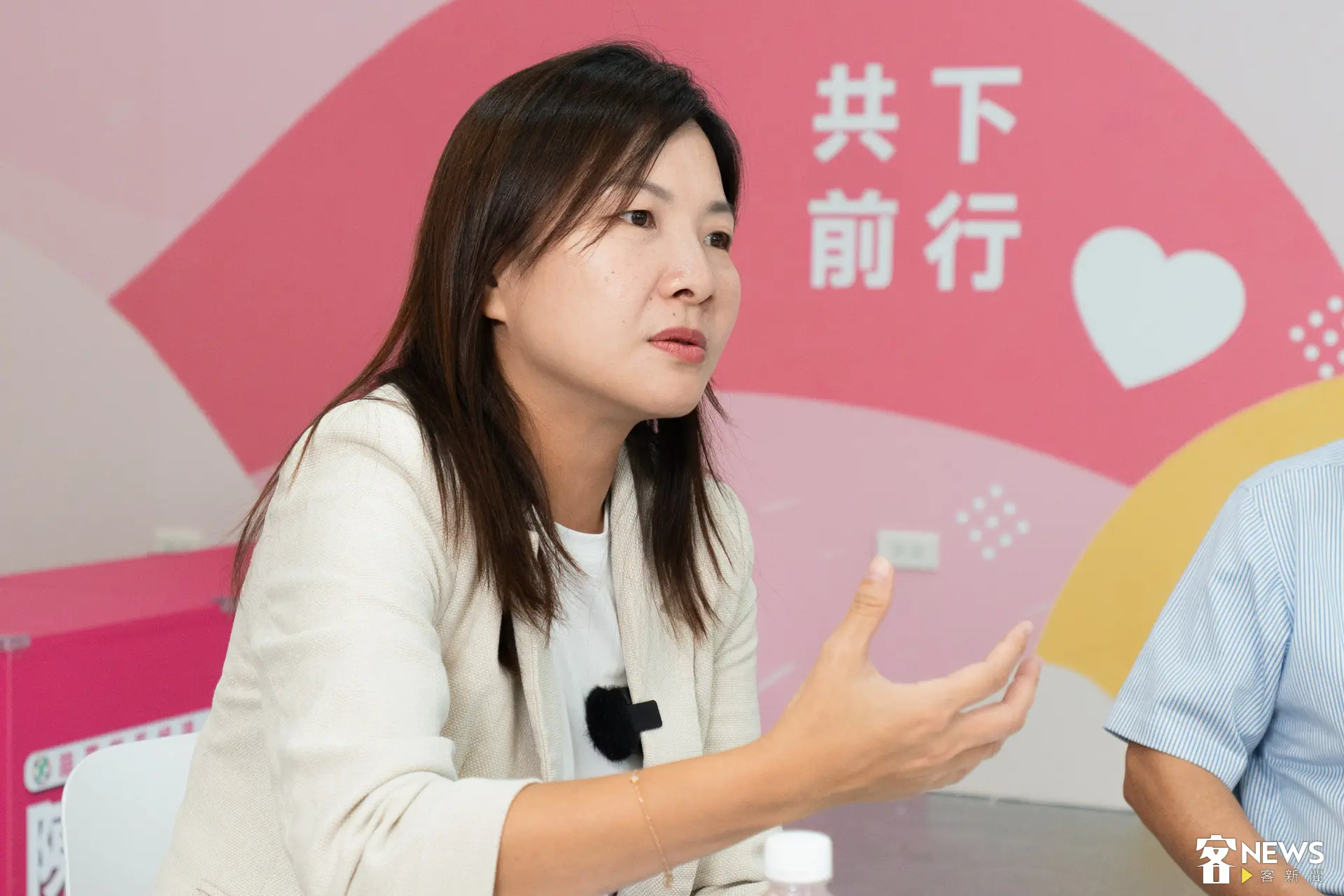 民進黨苗栗縣長候選人陳品安提出客家幣升級語言儲值，把「說客語、學文化」真正融入民眾的日常生活。廖晟文攝