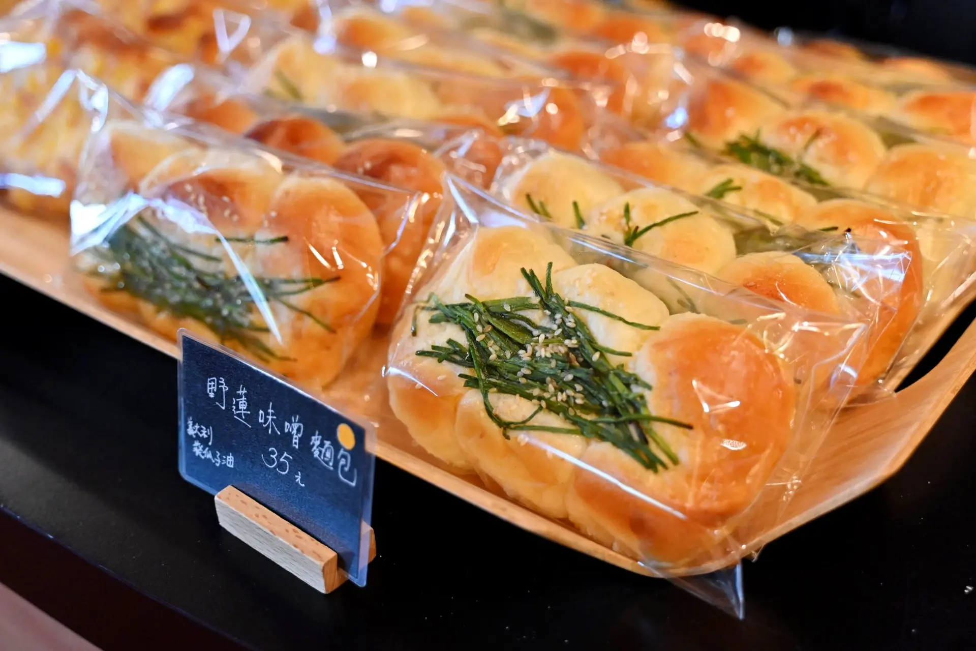 大家所熟悉的「水蓮」，在美濃可是叫「野蓮」喔！Haka小姐攝