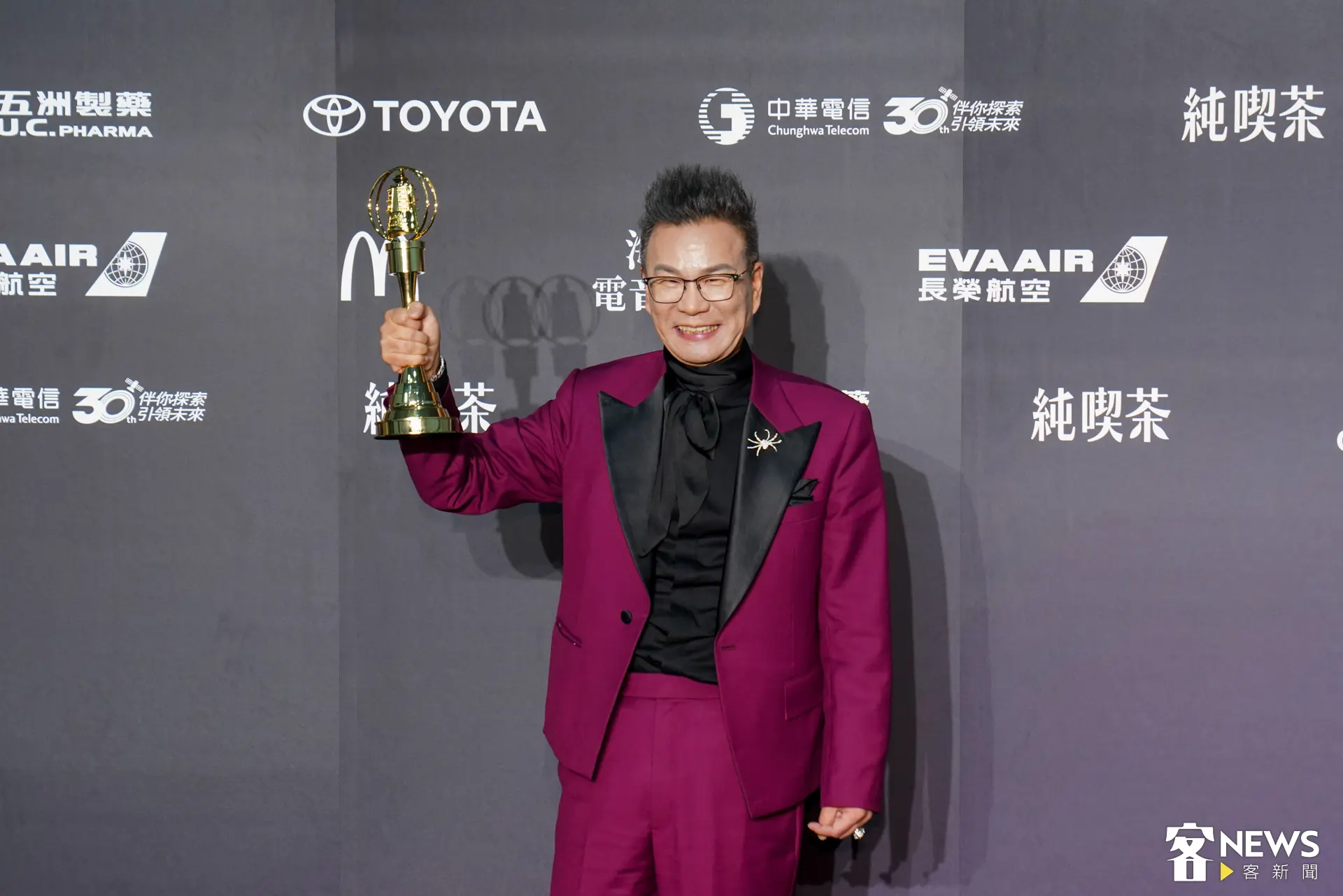 沈玉琳大病初癒後站上金鐘舞台,與Melody(殷悅)共同拿下「綜藝節目主持人獎」。朱愷元攝