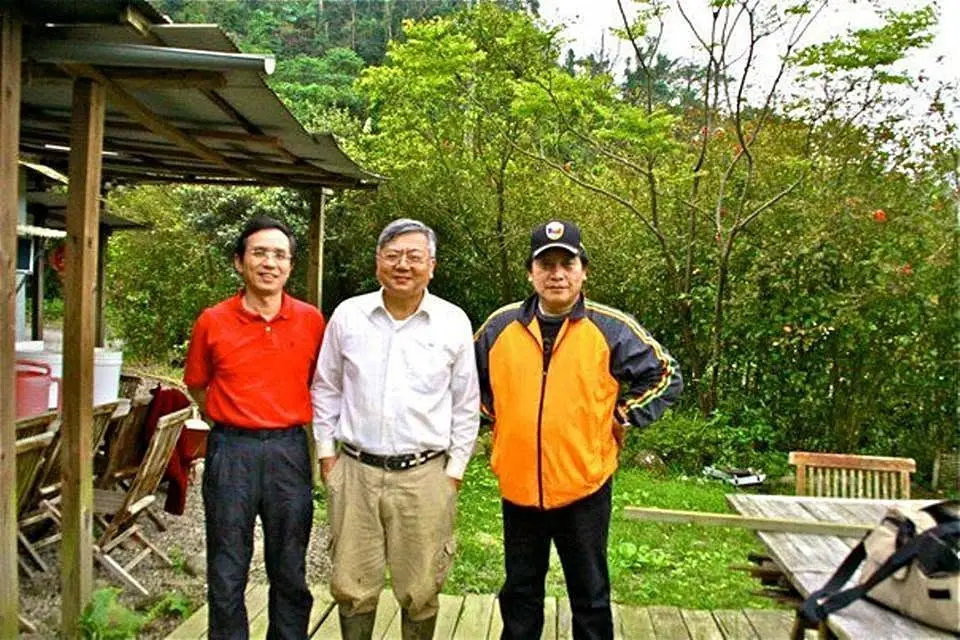 許多新竹名檢察官跟新聞記者,都很喜歡呂紹達醫師,向他請教養生之道。陳權欣提供