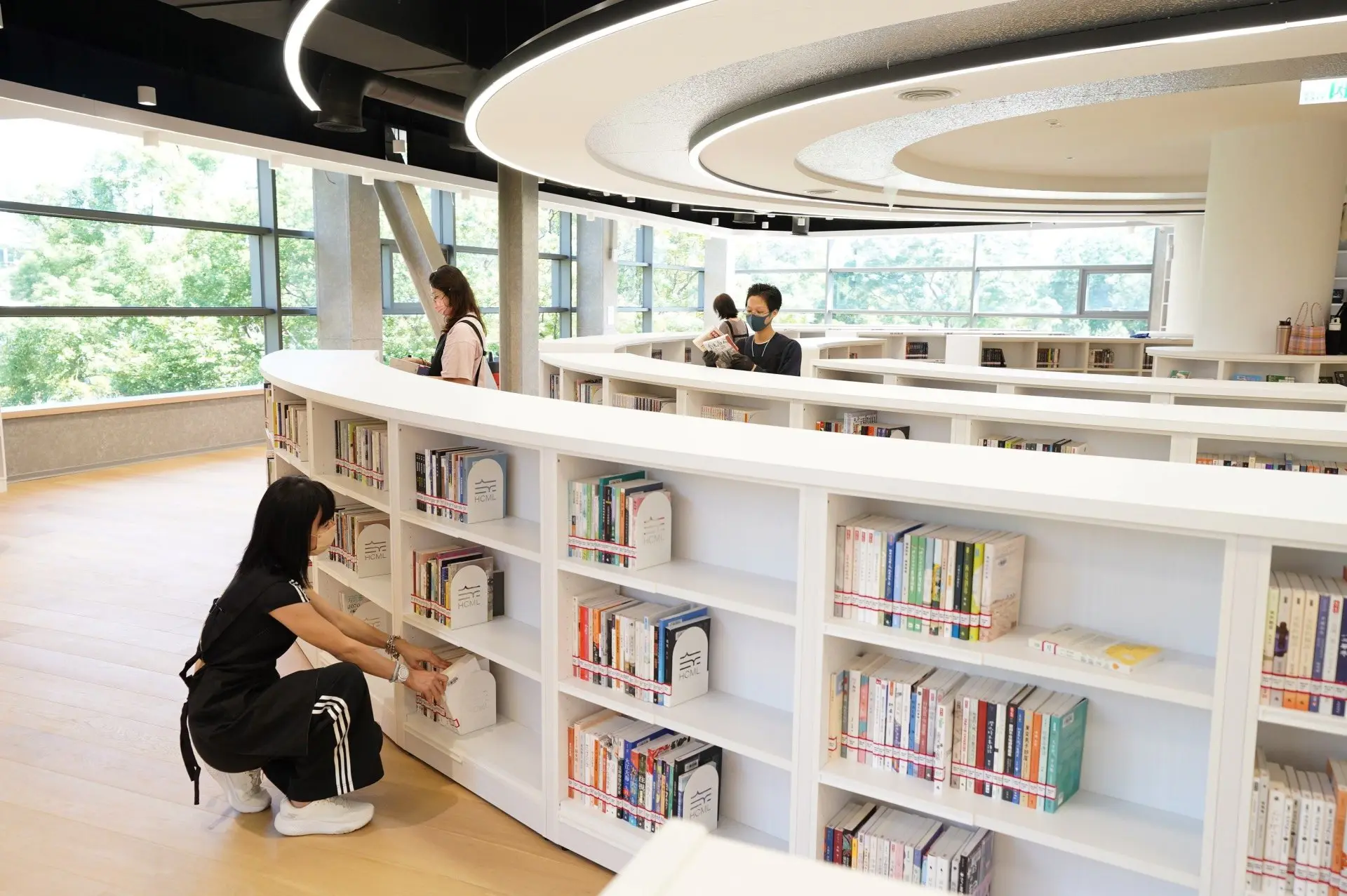 縣立圖書館新總館即將於10月29日起試營運。新竹縣政府提供